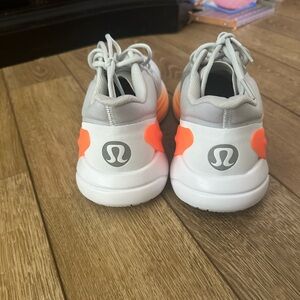 Lululemon shoes size 8